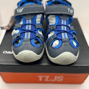 Kids Closed Toe Sandals